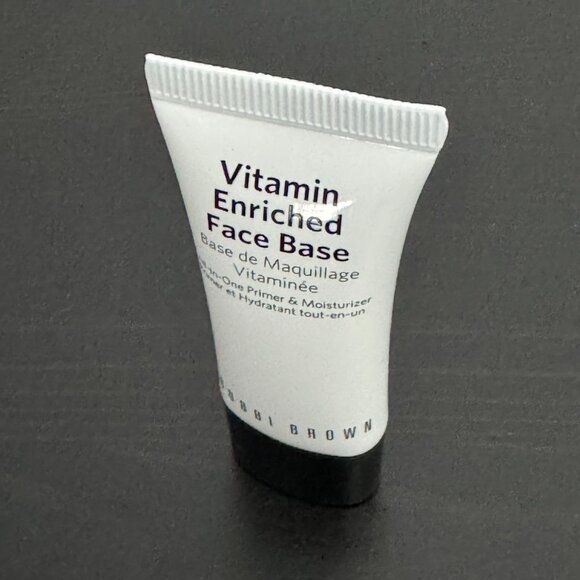 Bobbi Brown Vitamin Enriched Face Base - Picture 9 of 16